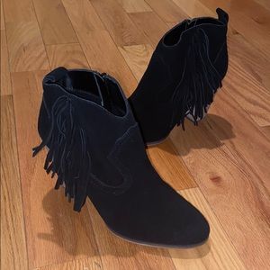 Steve Madden Ponncho Black Suede Fringe Ankle Boot